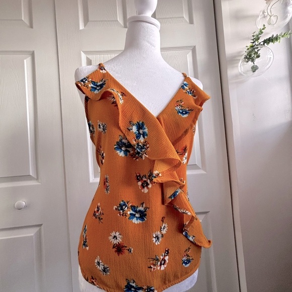 Nordstrom Floral Ruffle Blouse - Picture 2 of 5